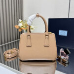 Small Prada Galleria Saffiano leather bag - Image 4