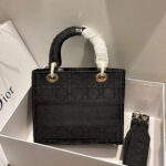 DIOR MEDIUM LADY D-LITE BAG - Image 4