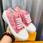 LV SQUAD SNEAKER - Image 4