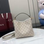 GG Emblem small bucket bag - Image 4