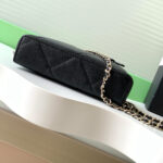 CHANEL Vanity with Chain(high-end grade) - Image 5