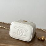 CHANEL Small Vanity Case(high-end grade) - Image 5