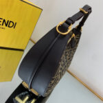 Fendi graphy Small - Image 5