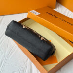 LV Cosmetic Pouch PM(HIGH-END GRADE) - Image 5