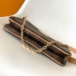 LV Pochette Liv - Image 5