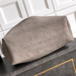 Chanel LARGE HOBO BAG SUEDE(HIGH-END GRADE) - Image 5