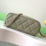 CHANEL Classic Chain Hobo(High-end Grade) - Image 5