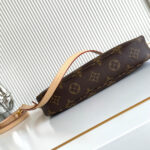 LV Pochette Accessoires(high-end grade) - Image 5