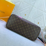 LV Neverfull MM - Image 5