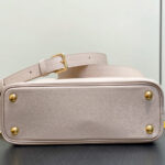 LV Capucines MM Souple(HIGH-END GRADE) - Image 5