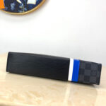 LV Pochette Voyage MM - Image 5