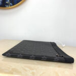 LV Discovery Pochette - Image 5