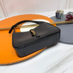 YSL le 5 a 7 in patent leather(HIGH-END GRADE) - Image 5