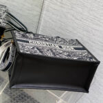 Dior Lucky Medium Dior Book Tote - Image 5