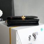 CHANEL Classic Wallet On Chain(high-end grade) - Image 5