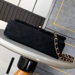 CHANEL Suede Classic Double Flap Handbag(HIGH-END GRADE) - Image 5