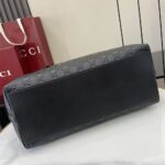 GG Emblem large tote bag - Image 5