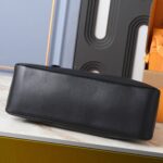 LV Low Key Duffle Tote(HIGH-END GRADE) - Image 5