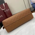 GG Emblem medium shoulder bag - Image 5