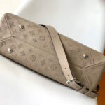 LV Hand It All MM(HIGH-END GRADE) - Image 5