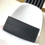 Louis Vuitton ONTHEGO MM - Image 5