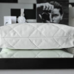 CHANEL 22 HANDBAG(high-end grade) - Image 5