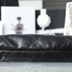 CHANEL 22 HANDBAG(high-end grade) - Image 5