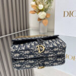 Medium Saddle Pouch with Chain - Image 5