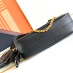 Prada Re-Edition 2005 Saffiano leather bag - Image 5