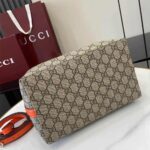 GG Emblem medium bucket bag - Image 5