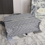 LARGE DIOR BOOK TOTE - Image 5
