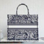 LARGE DIOR BOOK TOTE - Image 5