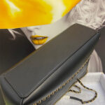 CHANEL SHOPPING BAG - Image 5