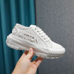 LV SQUAD SNEAKER - Image 5