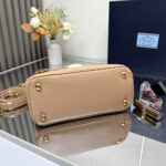 Small Prada Galleria Saffiano leather bag - Image 5