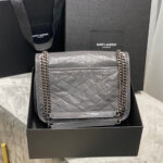 SAINT LAURENT NIKI MEDIUM IN CRINKLED VINTAGE LEATHER - Image 5