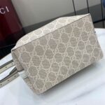 GG Emblem small bucket bag - Image 5