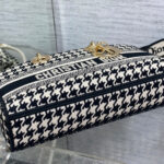 MEDIUM LADY D-JOY BAG - Image 6