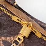 LV Keepall Bandoulière 45 - Image 6