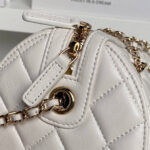 CHANEL Clutch with Chain(HIGH-END GRADE) - Image 6