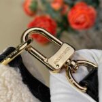 LV Neverfull Bandoulière Inside Out BB - Image 6