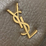 YSL calypso medium in grained lambskin - Image 6