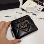 CHANEL 19 Zipper Coin Wallet - Image 6