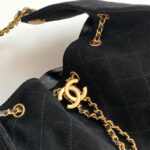 CHANEL 25 Medium Handbag SUEDE(high-end grade) - Image 6