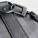 LV Keepall Bandoulière 25 - Image 6