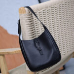 YSL le 5 à 7 supple small in grained leather(HIGH-END GRADE) - Image 6