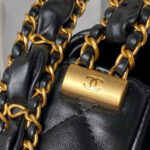CHANEL MINI FLAP - Image 6