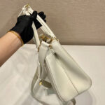 PRADA NEW Medium Prada Galleria Saffiano leather bag(high-end grade) - Image 6