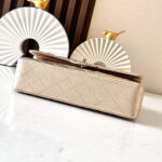 CHANEL Classic Flap Medium(High-end Grade) - Image 6