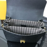 LV Pochette Metis Handbag - Image 6